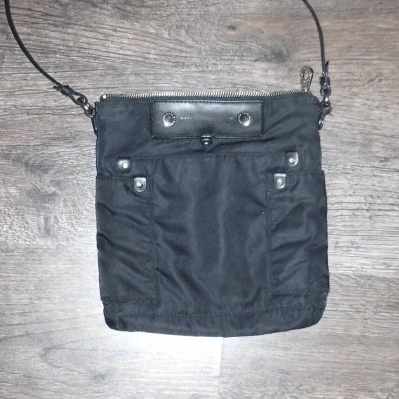 Marc By Marc Jacobs Black Nylon Crossbody Bag Purse Silver‎ Hardware - Picture 2 of 11